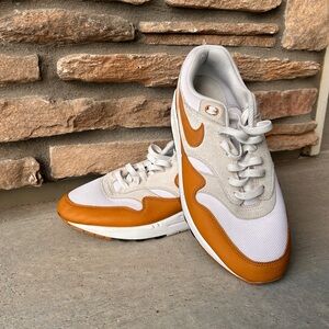 Nike Air Max 1 - Bronze